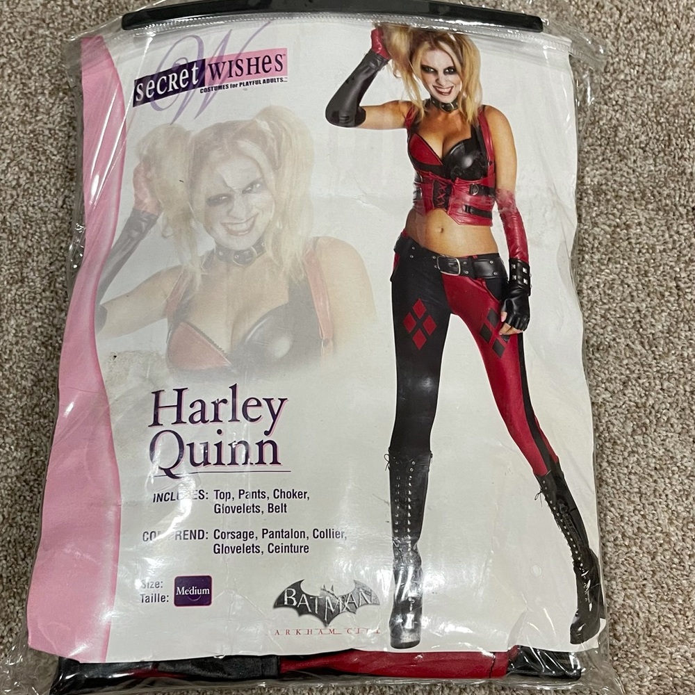 Harley Quinn Costume - Medium